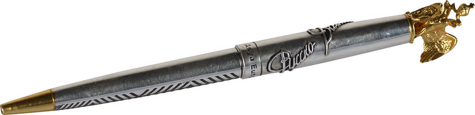 Авторучка «Русско-Балтийский» на подставке в форме уменьшенного
автомобильного колеса